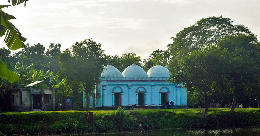 ishakha-jangalbari-fort-masjid